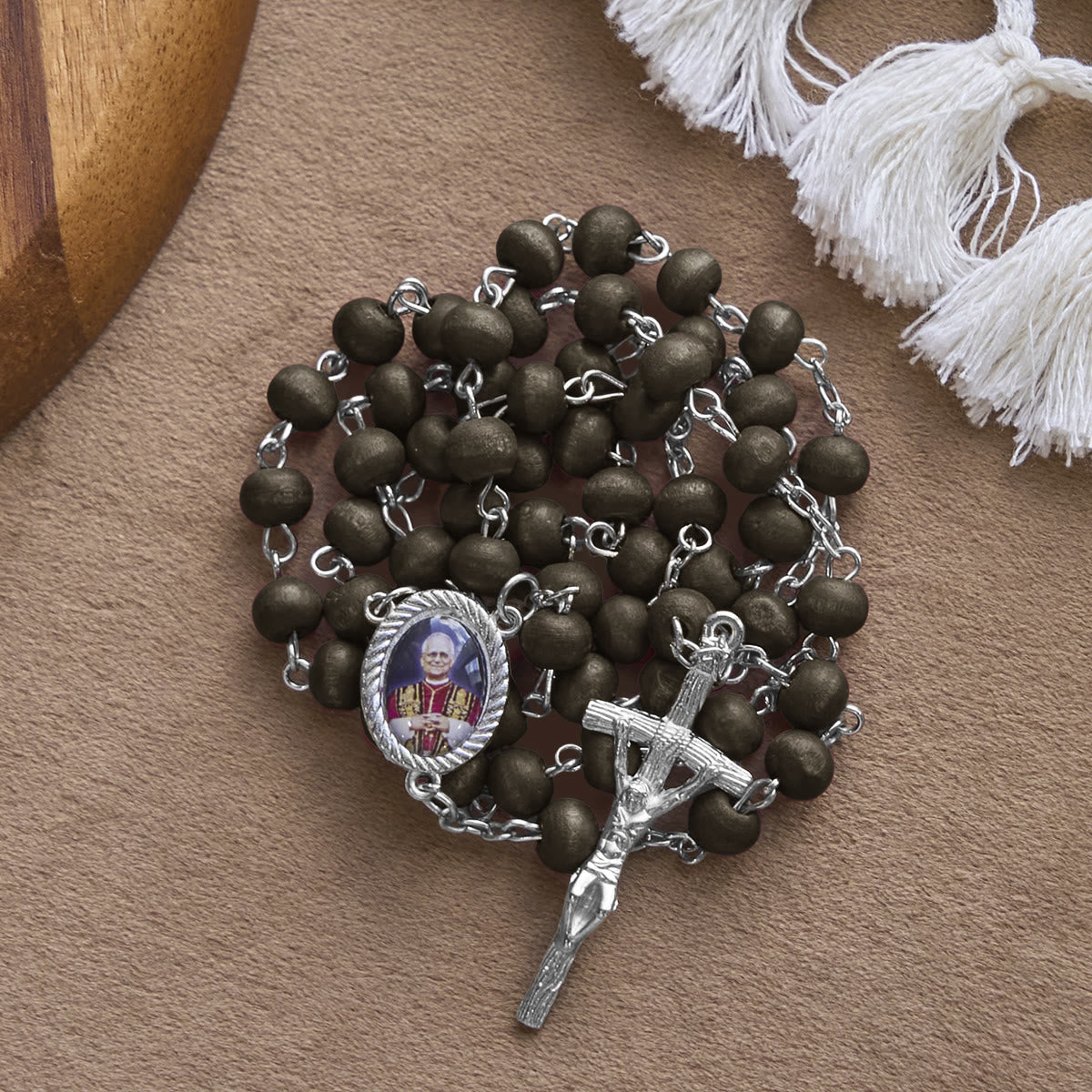 Christianartworkshop Pope Leo XIV Red Wood Beads Rosary Commemorating: A Spiritual Treasure