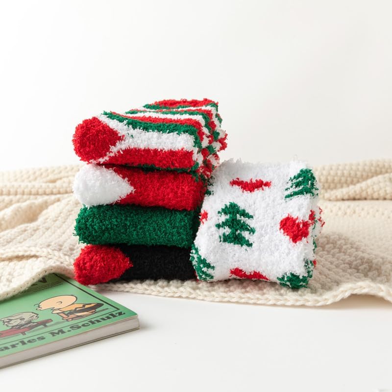 5Pairs Free Size Fuzzy Socks Soft Wool Crew Warm Socks for Women Winter Multicolor Christmas Womens Winter Socks Gift Box