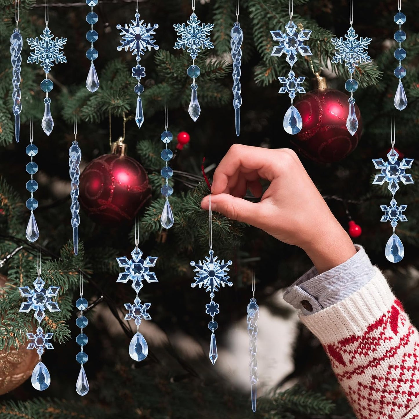 18pcs Christmas Tree Decoration Crystal Ornaments - Hanging Acrylic Christmas Snowflake Icicle Drop Crystal Ornaments for Xmas Tree Winter New Year Party Supplies