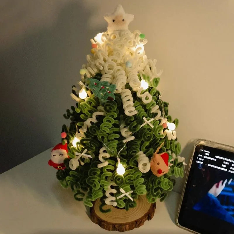 Christmas DIY Mini Tree Kit - Craft Your Own Twistable Wire Christmas Tree Decoration for Tabletop Display.