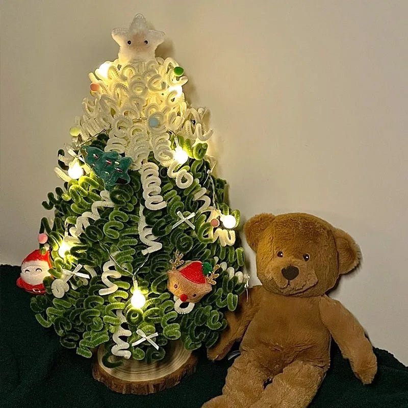Christmas DIY Mini Tree Kit - Craft Your Own Twistable Wire Christmas Tree Decoration for Tabletop Display.