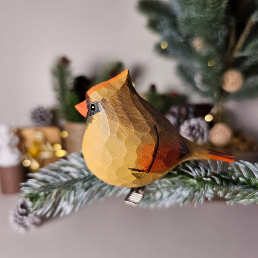 Handcrafted Clip-On Bird Ornament: Vibrant Christmas Tree Decoration