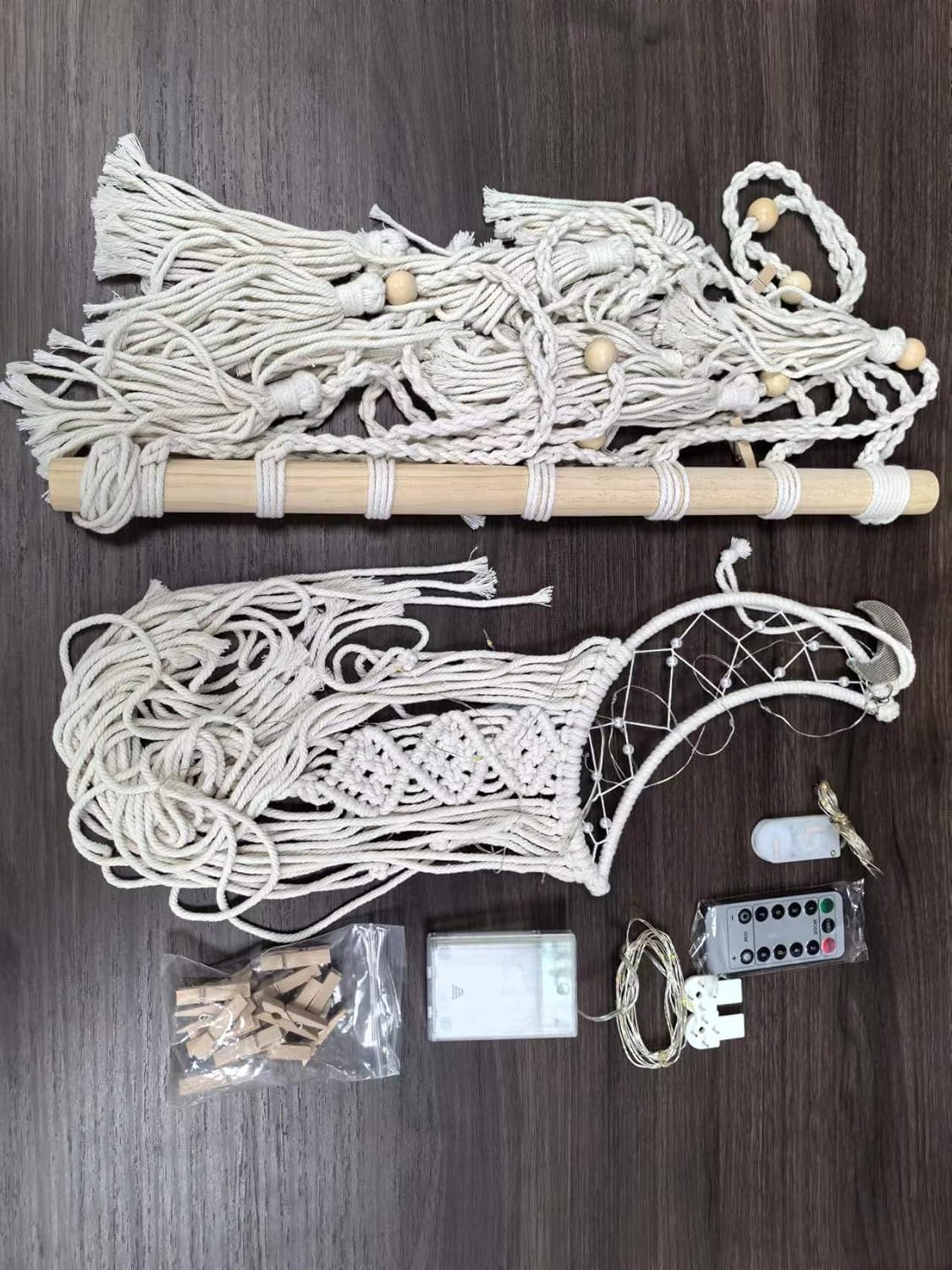 Hanging Photo Display Wall Decor, Macrame Wall Hanging Boho Room Bedroom Decor, Picture Frame Collage Board with Light 30 Clip, Christmas Gifts