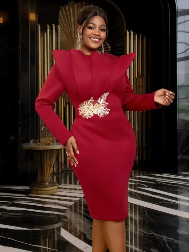 High Waist Appliqued O Neck Midi Dress with Long Sleeves