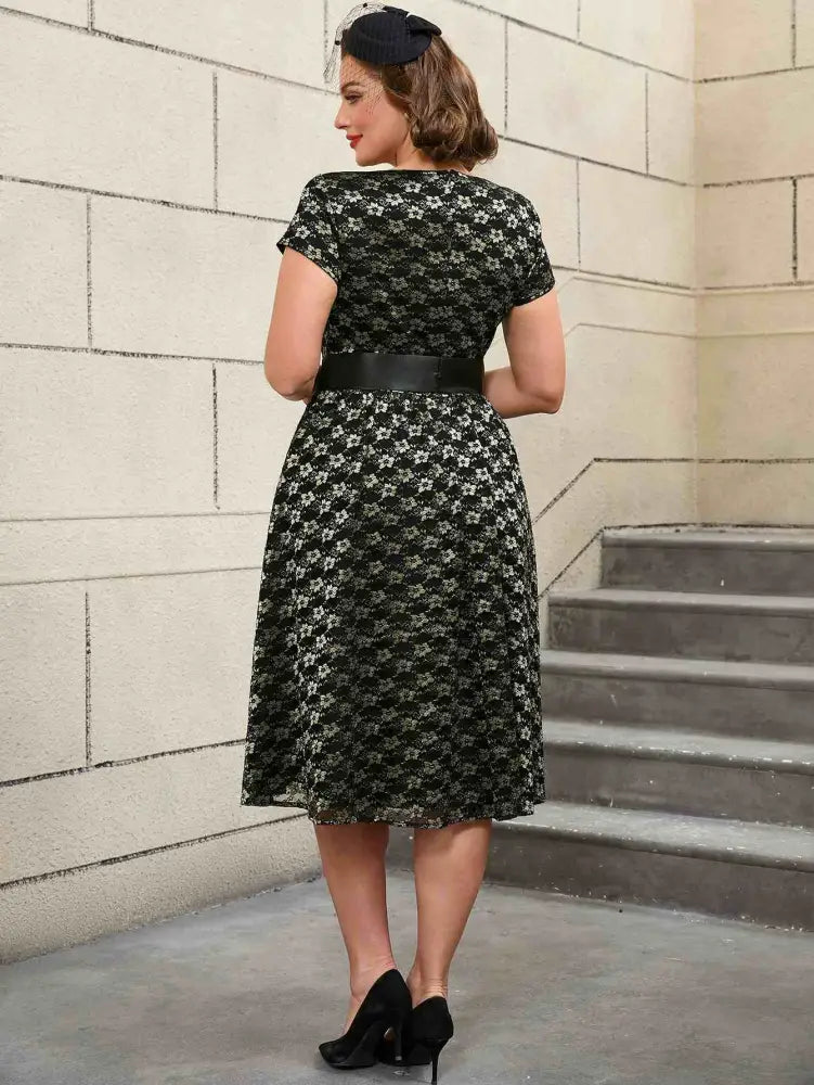 Lace Short Sleeve A Line Dress Black 1950s Style Black Wedding Guest Dress