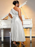 One Shoulder Dress Diagonal Collar Sleevesless Pleated