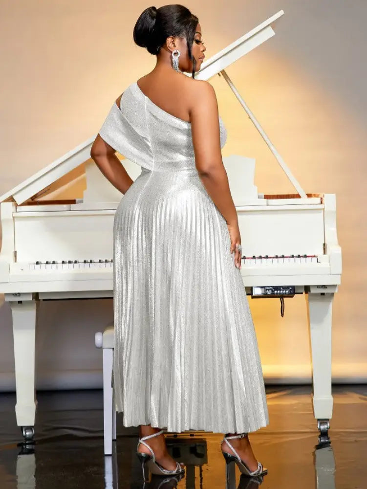 One Shoulder Dress Diagonal Collar Sleevesless Pleated