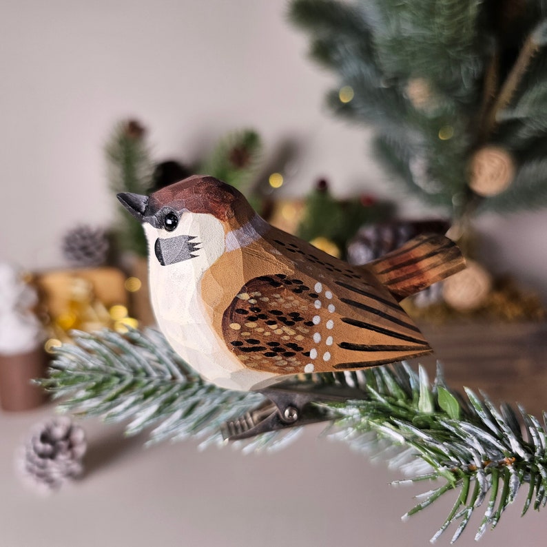 Handmade Clip-On Bird Ornaments: Colorful Christmas Tree Decorations