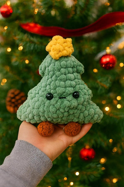 Handmade Crochet Christmas Tree Plush – Soft Holiday Gift Toy with Star – Cute Winter Decor